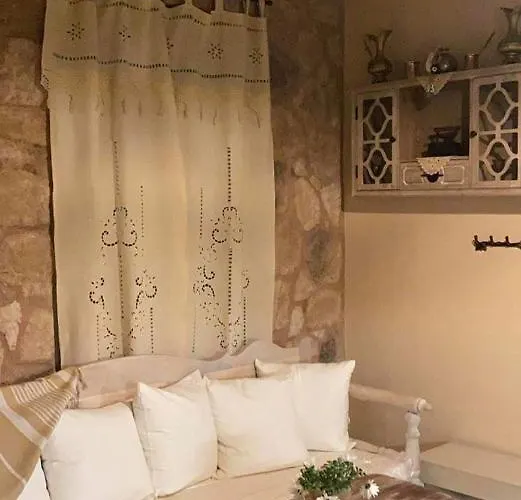 Apartment Avas Arkasa