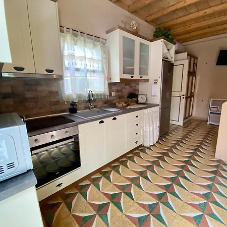 Apartment Avas *